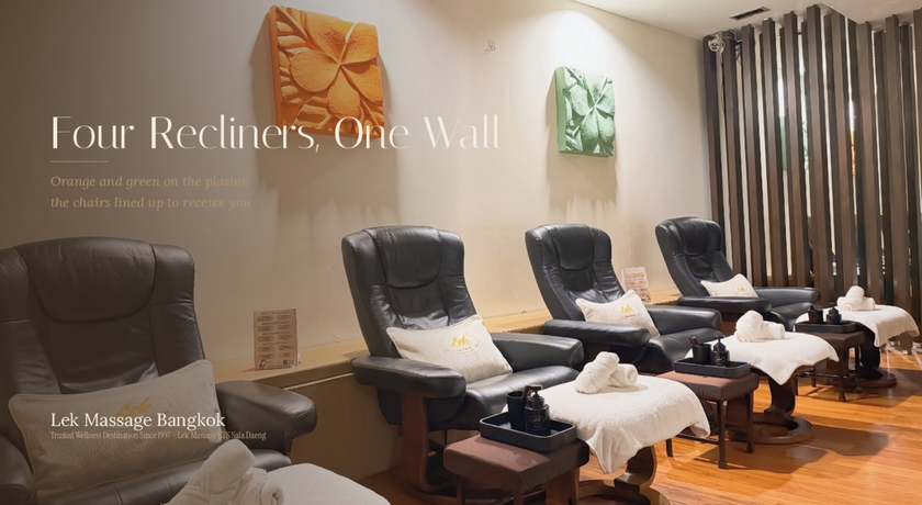 Lek Massage Bangkok BTS Saladaeng Quarter Saladaeng Lek Massage Saladaeng (เล็กมาสสาจ ศาลาแดง) 7
