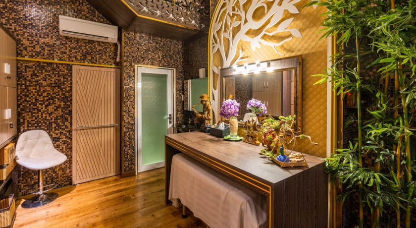 QUEEN SPA DANANG QUEEN SPA DANANG - ควีน สปา ดานัง ใกล้ My Khe Beach 4