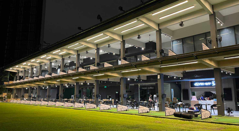 42 Tee-Off Driving Range 42 Tee-Off Driving Range - 42 ที-ออฟ ไดรฟ์วิ่ง เรนจ์ สุขุมวิท เอกมัย 11