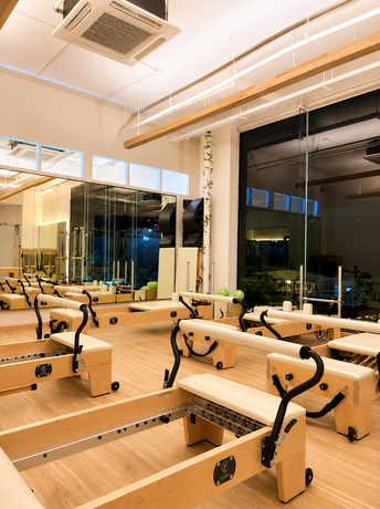 Swiss Pilates (Rainhill) Swiss Pilates - สวิส พิลาทิส (เรนฮิลล์) ทองหล่อ ChatGPT_Image_27_%E0%B8%9E.%E0%B8%84._2569_11_46_24