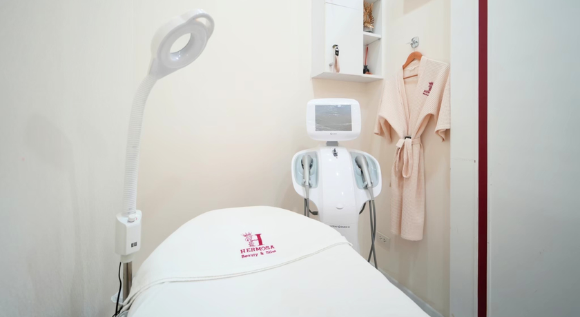 Hermosa Exclusive Clinic (Lotus Bangyai) Hermosa Exvlusive Clinic (Lotus Bangyai) เฮอร์โมซ่า เอ็กซ์คลูซีพ คลินิก บางใหญ่ 3