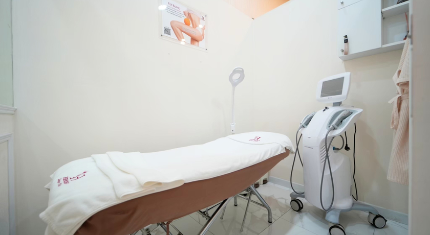 Hermosa Exclusive Clinic (Lotus Bangyai) Hermosa Exvlusive Clinic (Lotus Bangyai) เฮอร์โมซ่า เอ็กซ์คลูซีพ คลินิก บางใหญ่ 2