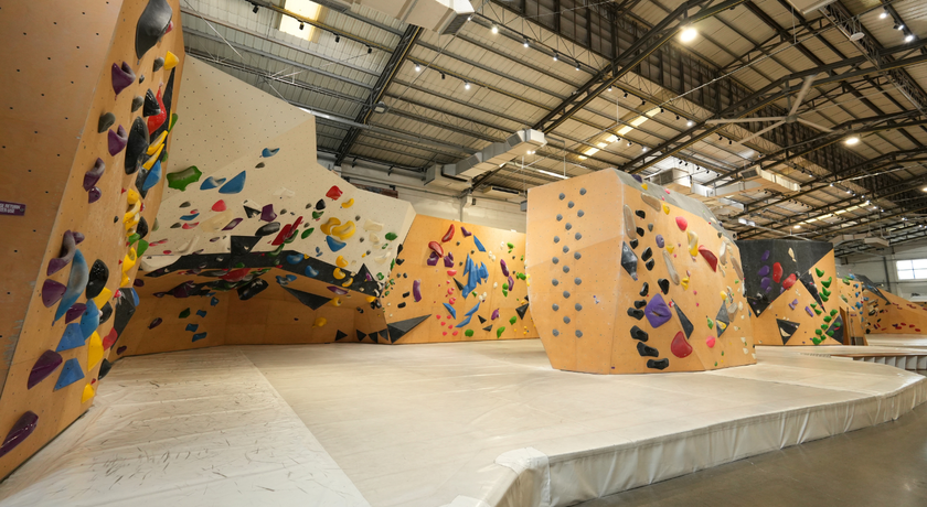 Stonegoat - S69 Stonegoat Climbing Gym - สโตนโกท ปีนเขาโบวเดอร์สุดมัน สุขุมวิท 69 9