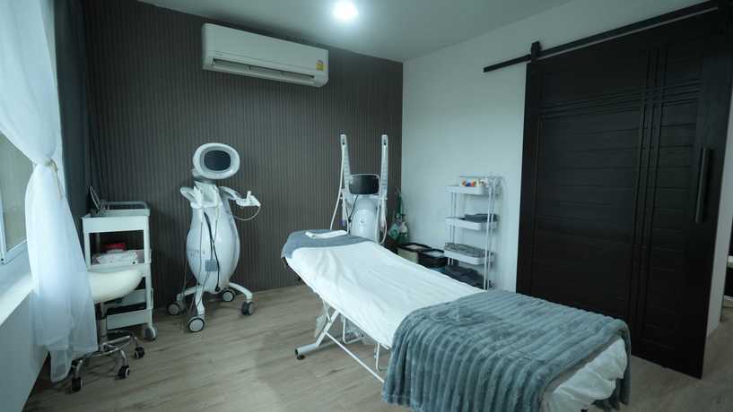 Essente Clinic (Sukhumvit 93) เอสเซนเต้ คลินิกเวชกรรม (สุขุมวิท 93) null?1780135693