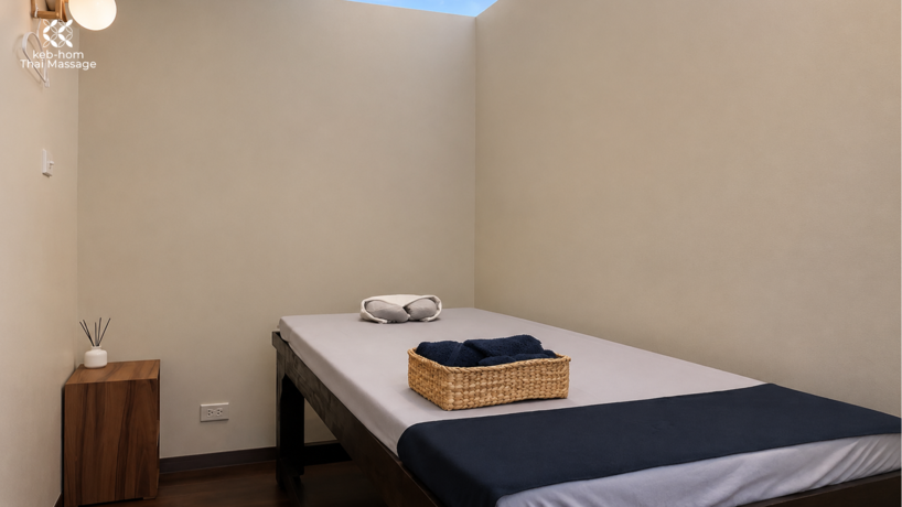 keb-hom Thai Massage keb-hom Thai Massage - เก็บหอม ไทยมาสสาจ ย่านเจริญกรุง บางรัก null?1780316429