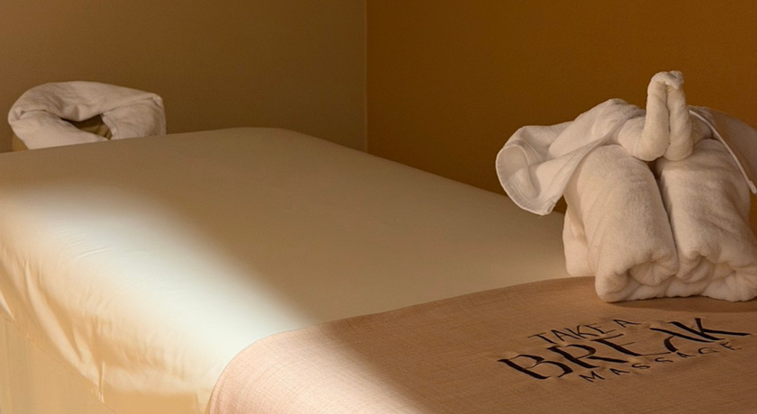 Take a Break Massage (Sathorn) Take a Break Massage (Sathorn) - เทค อะ เบรก มาสสาจ ย่านสาทร 11