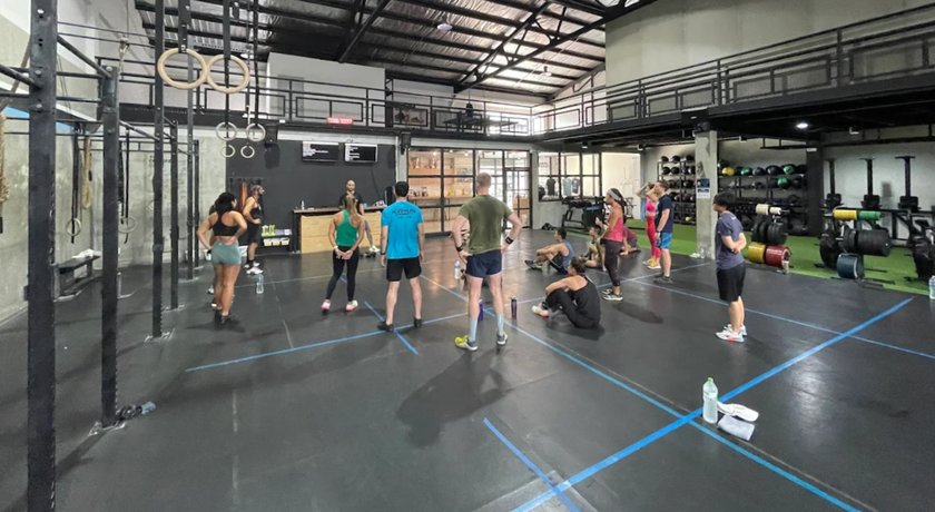 Arena Bangkok (HYROX & CrossFit Training Club) - Phetchaburi Road Arena Bangkok (HYROX & CrossFit Training Club) - Phetchaburi Road - อารีน่า แบงค็อก ยิม CrossFit และ HYROX ย่านเพชรบุรี 10