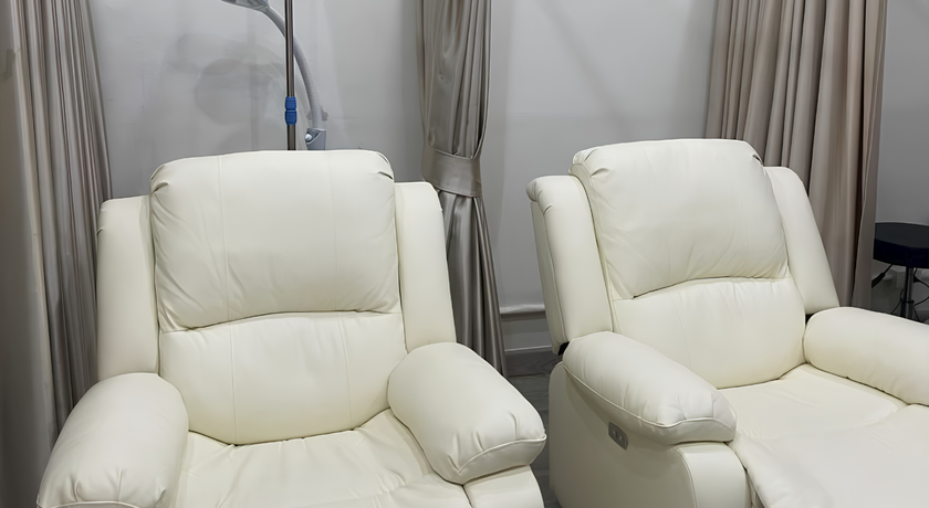 About Skin Clinic (Krungthep Kreetha) About Skin Clinic (Krungthep Kreetha) - อะเบาส์-กิน คลินิกเวชกรรม สาขากรุงเทพกรีฑา 4