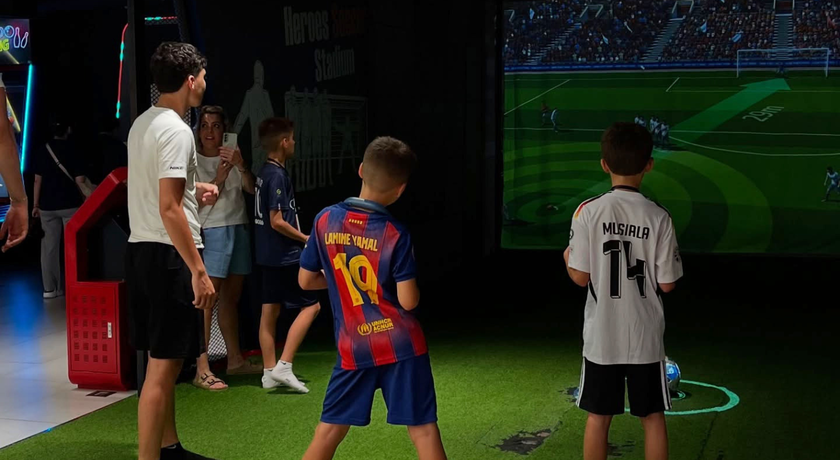 Legend Heroes Sports (Siam Discovery) Legend Heroes Sports (Siam Discovery) - เลเจนด์ ฮีโร่ สปอร์ต สยามดิสคัฟเวอรี่ 8