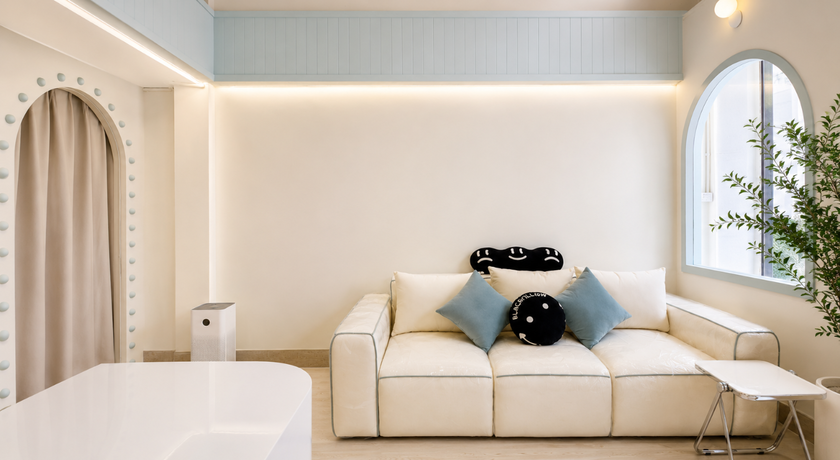 Blackpillow Clinic (*Relocated to BTS Phahon Yothin 24 from 19 Jun 2026) Blackpillow Clinic (ย้ายโลเคชั่นใหม่ BTS พหลโยธิน 24 ตั้งแต่ 19 มิถุนายน 2569 เป็นต้นไป) 3
