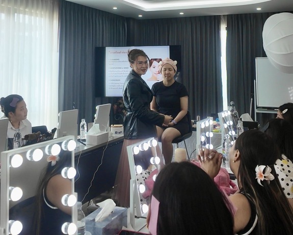bd Makeup Academy bd Makeup Academy - บีดี เมคอัพ อะคาเดมี แต่งหน้า บางพลัด image_picker_E9A609DB-705D-4428-93C0-5FCEBA4A205A-95628-00000D815CBCA236