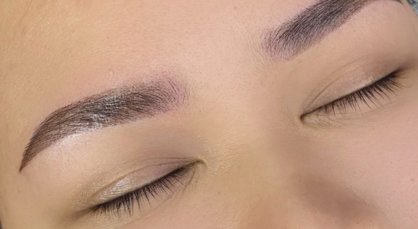 Holy Brows (Holiday Inn Bangkok Silom) Holy Brows (Holiday Inn Bangkok Silom) - โฮลี่ บราวส์ (ฮอลิเดย์ อินน์ กรุงเทพ สีลม) สักคิ้วและสักปากกึ่งถาวรย่านสีลม 3