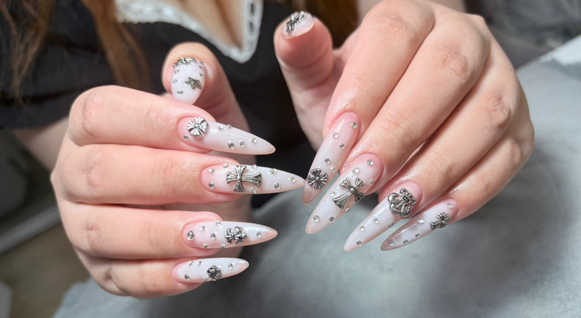 B&M Classy Nail by Amuay B&M Classy Nail by Amuay - ร้านทำเล็บบีแอนเอ็มบายอาหมวย จุดเด่น หนองปรือ พัทยา 7