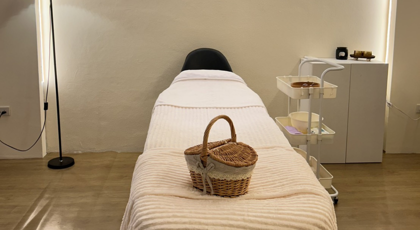 Gua Sha facial Massage By Chonchanok (Chiangmai) Gua Sha Facial Massage By Chonchanok (Chiangmai) - นวดหน้ากัวซา เชียงใหม่ ชนชนก ยกกระชับ หนองหอย 5