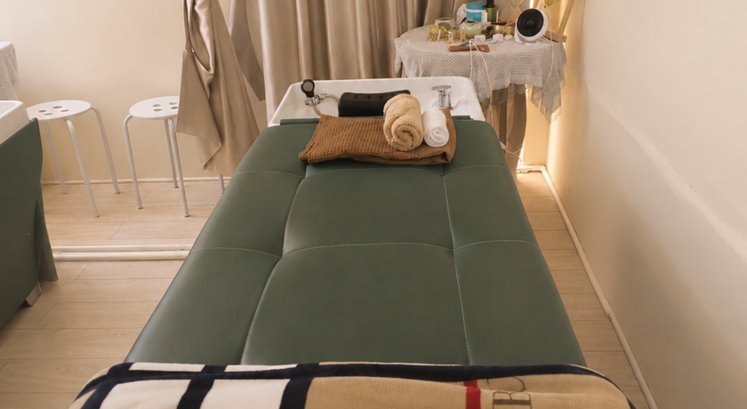Ginger Massage (Phuket) Ginger Massage (Phuket) - จินเจอร์ มาสสาจ ภูเก็ต massage_room_1366x748_cropped