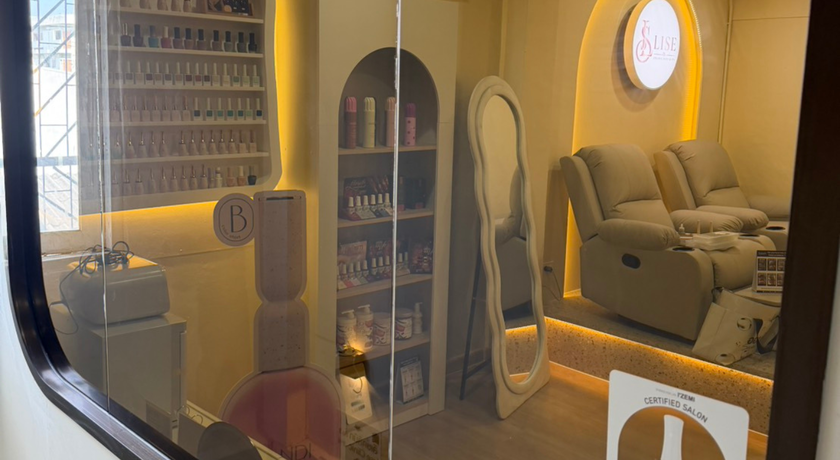Lise Organic Nails & Spa Lise Organic Nails & Spa - ลิเซ่ ออร์แกนิก เนลส์ แอนด์ สปา พญาไท  6
