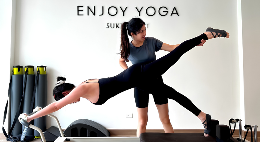 Enjoy Yoga & Pilates Sukhumvit 101/1 Enjoy Yoga & Pilates Sukhumvit 101/1 - เอนจอย โยคะ แอนด์ พิลาทิส สุขุมวิท 101/1 โยคะคุณแม่ พระโขนง 9
