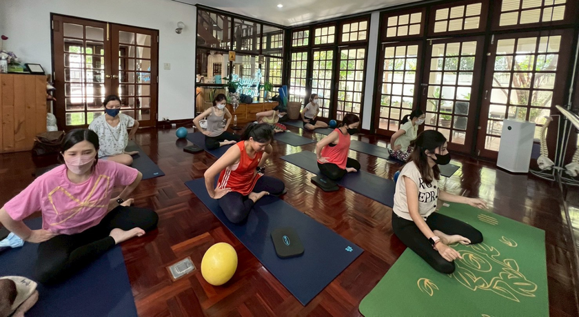 Enjoy Yoga & Pilates Residence (Nang Linchi) Enjoy Yoga & Pilates Residence (Nang Linchi) - เอนจอย โยคะ แอนด์ พิลาทิส เรสซิเดนซ์ (นางลิ้นจี่) โยคะคุณแม่ สาทร 4