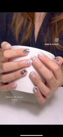 Onnie in The House Onnie in The House image_picker_08886A53-0E13-43E7-82E2-FA1431149EAE-24267-0000034D4CCE3C53