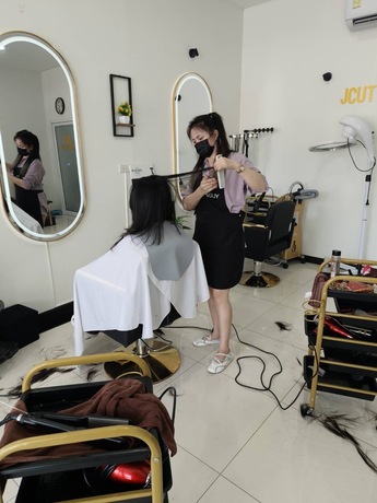 J-Cut Hair & Eyelash J-Cut Hair & Eyelash - เจ-คัท แฮร์ แอนด์ อายแลช นวลจันทร์ บึงกุ่ม image_picker_C8D709B3-6573-4651-88E4-EFA246523E1B-23698-000003335E98B609