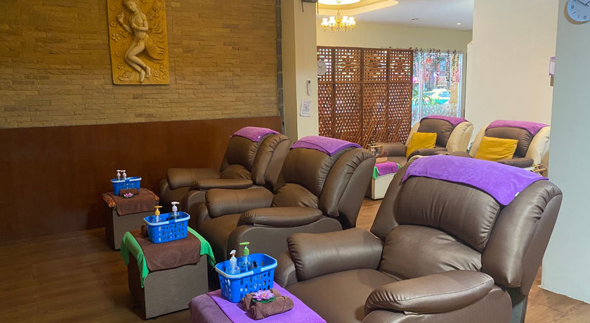Iyara Massage (Decho Road Bang Rak) Iyara Massage (Decho Road Bang Rak) - ไอยรา นวดเพื่อสุขภาพ (ถนนเดโช บางรัก) 4