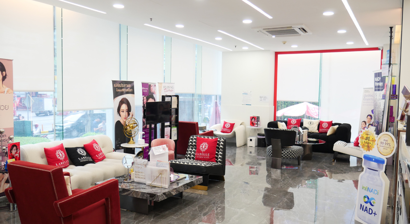 Labelle Aesthetic Clinic Labelle Aesthetic Clinic - ลาเบล คลินิก บริการปรับรูปหน้า BTS อโศก และ MRT เพชรบุรี 9