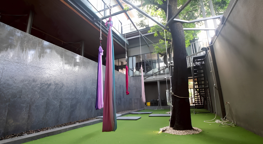 Dancing in the Moonlight Pole & Yoga Studio (Lat Phrao 71) Dancing in the Moonlight Pole & Yoga Studio (Lat Phrao 71) - แดนซิง อิน เดอะ มูนไลต์ โพล แอนด์ โยคะ สตูดิโอ ลาดพร้าว 71 4