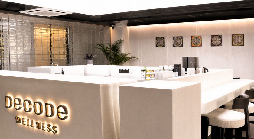 Decode Wellness Sathorn (3rd floor at 2 Mahanakorn Center) Decode Wellness - ดีโค้ด เวลเนส ย่านสีลม 2