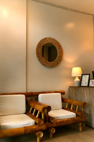 Crown Massage (Nimman Chiang Mai) Crown Massage (Nimman Chiang Mai) - คราวน์ นวดไทย นิมมาน เชียงใหม่ S__68853787_0