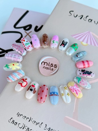 Miss nails  image_picker_6B732E5A-C2E8-4AC4-AC16-B780B77C3BC3-44991-00000895C869BCD5