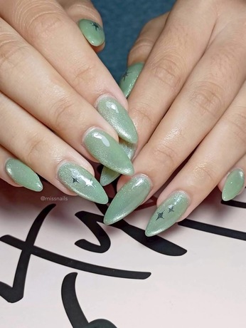 Miss nails  image_picker_8707A2DB-5290-4F9B-BF86-69222AE9F336-44991-00000895C8714B2F