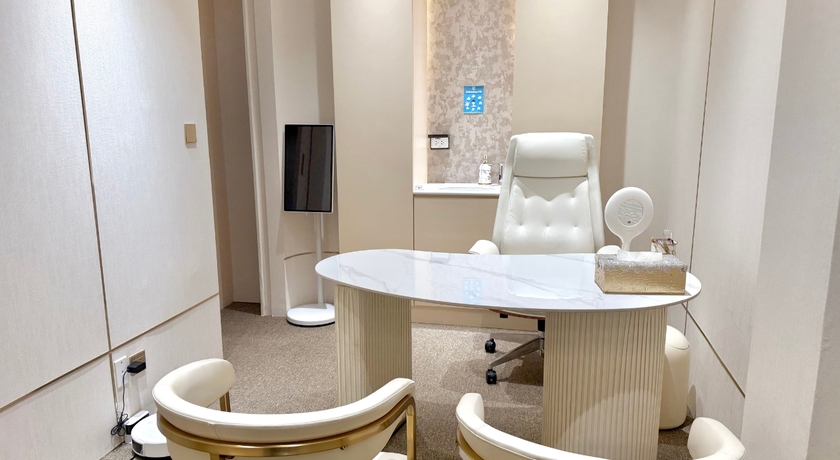 Bangkok Secret Clinic Premier (Sukhumvit 26) Bangkok Secret Clinic Premier (Sukhumvit 26) - แบงค็อก ซีเคร็ต คลินิก พรีเมียร์ สุขุมวิท 26 11