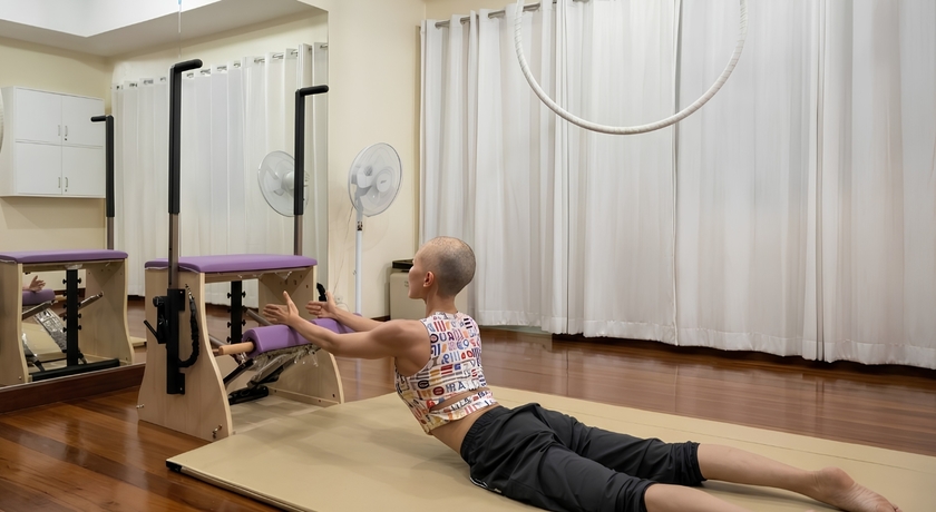 Dancing in the Moonlight Pole & Yoga Studio (Nichada Thani) Dancing in the Moonlight Pole & Yoga Studio (Nichada Thani) - แดนซิง อิน เดอะ มูนไลต์ โพล แอนด์ โยคะ สตูดิโอ นิชดาธานี 5