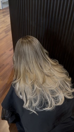 Magical Hair Bar Magical Hair Bar - แมจิคัล แฮร์ บาร์ บริการทำผม ย่านวังทองหลาง image_picker_14159460-9570-43AA-AAA1-78A28D174A91-6557-000000C31DA859A6