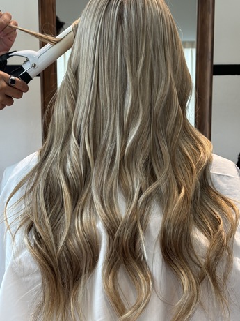 Magical Hair Bar Magical Hair Bar - แมจิคัล แฮร์ บาร์ บริการทำผม ย่านวังทองหลาง image_picker_88969993-DC0B-422D-8B06-B77B8C4EE3B6-6557-000000C324FAC97B