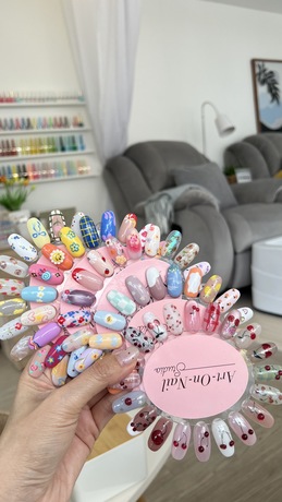 Art-On-Nail Studio  image_picker_9BADCB4D-D3A2-4EFC-9C46-594EBC5C203A-24308-00002548D4DDFA86