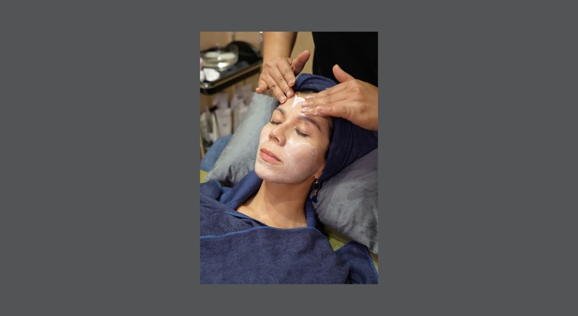HAIR HOUSE by Rekha Sachdev Hair House By Rekha Sachdev - แฮร์ เฮาส์ บาย เรคา ซัชเดฟ สุขุมวิท 24 8