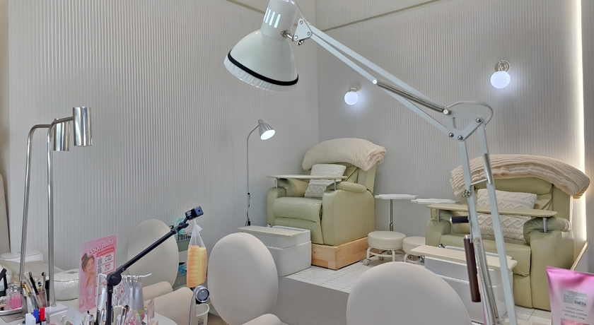 Petite Nails Studio (SiamScape, 2nd Floor) Petite Nails Studio (Siamscape, 2nd Floor) - เพทิท เนลส์ สตูดิโอ สยาม 4