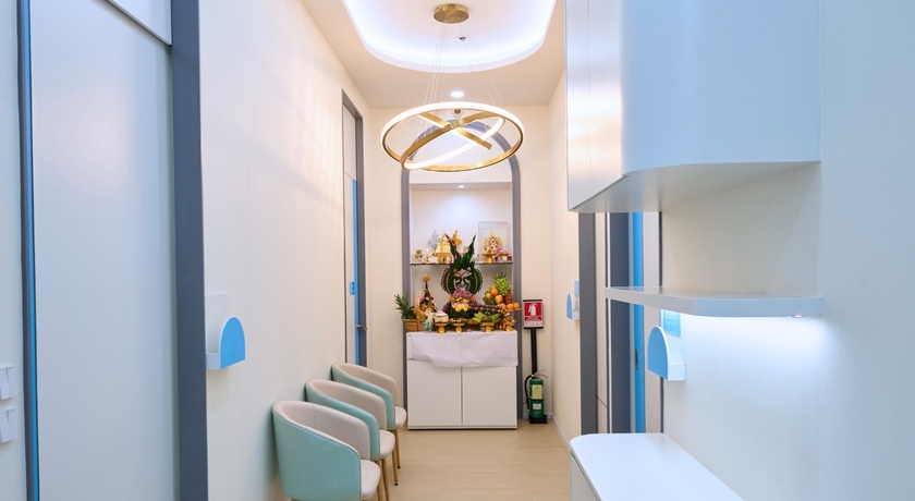 Gangnam Clinic (Central Si Racha) Gangnam Clinic (Central Si Racha) - กังนัม คลินิก เซ็นทรัล ศรีราชา 4