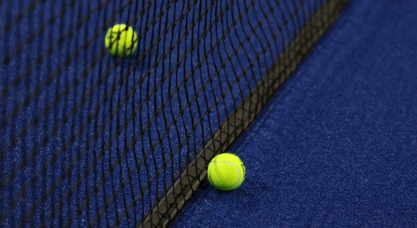 Kross Padel Indoor Bangkok (Rama IV) Kross Padel Indoor Bangkok (Rama IV) - ครอส พาเดล อินดอร์ แบงค็อก พระราม 4 5