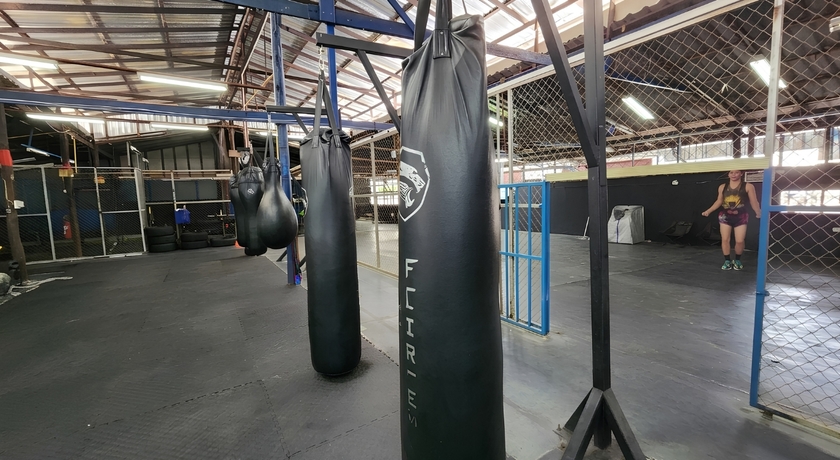 Jungle Hunterz Muaythai (Phra Khanong) Jungle Hunterz Muaythai (Phra Khanong) - จังเกิล ฮัตเตอร์ มวยไทย (พระโขนง) 4