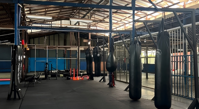 Jungle Hunterz Muaythai (Phra Khanong) Jungle Hunterz Muaythai (Phra Khanong) - จังเกิล ฮัตเตอร์ มวยไทย (พระโขนง) 6