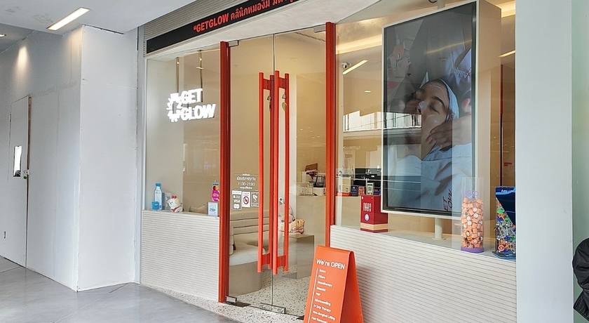 GETGLOW Clinic (Siam Square One) GETGLOW Clinic (Siam Square One) - เก็ตโกลว์ คลินิก สาขา Siam Square One ชั้น 6 11