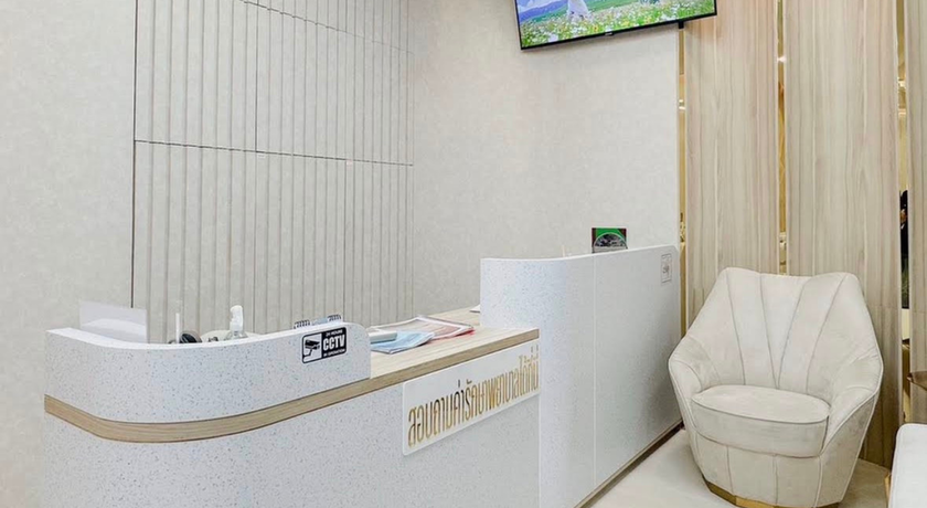 Oracle Clinic Thailand (Design Village Kaset-Nawamin Branch) Oracle Clinic Thailand (Design Village Kaset-Nawamin Branch) - โอราเคิลคลินิกเวชกรรม เกษตร-นวมินทร์ 1