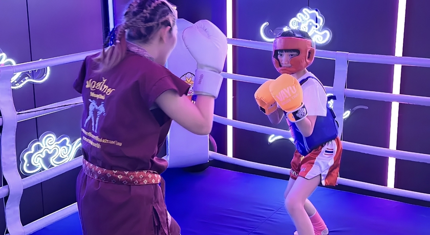 Vayu Muaythai (EmQuartier) Vayu Muaythai (EmQuartier) - วายุ มวยไทย (เอ็มควอเทียร์) สุขุมวิท 6