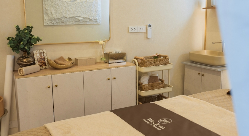 Wisdom Beauty & Massage Wisdom Beauty & Massage - วิสดอม บิ้วตี้ มาสสาจ พัฒนาการ 87 4