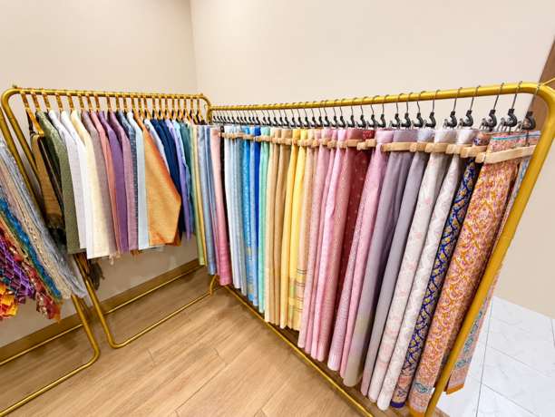 Memory Bangkok (Thai Traditional Costume Rental) (BTS Asok) Memory Bangkok (Thai Traditional Costume Rental) (BTS Asok) - เมมโมรี่ แบงค็อก เช่าชุดไทย บีทีเอส อโศก null?1790997858