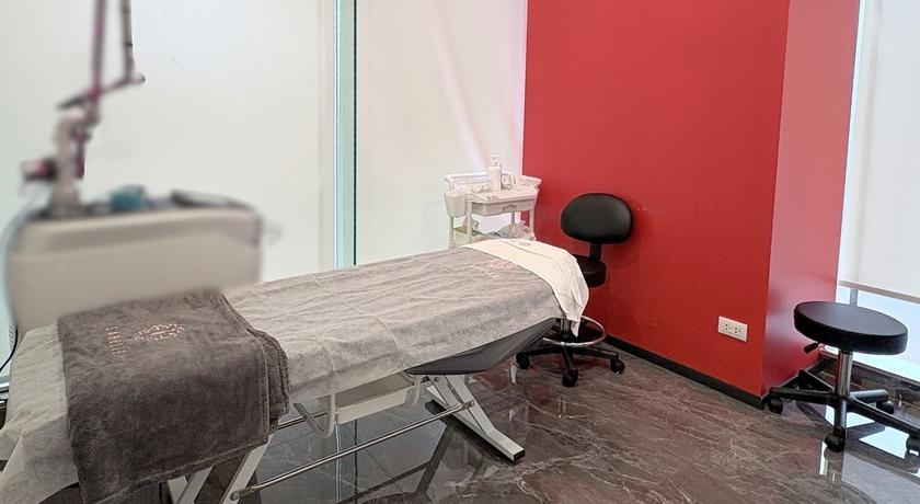 Labelle Aesthetic Clinic Labelle Aesthetic Clinic - ลาเบล คลินิก บริการปรับรูปหน้า BTS อโศก และ MRT เพชรบุรี 3